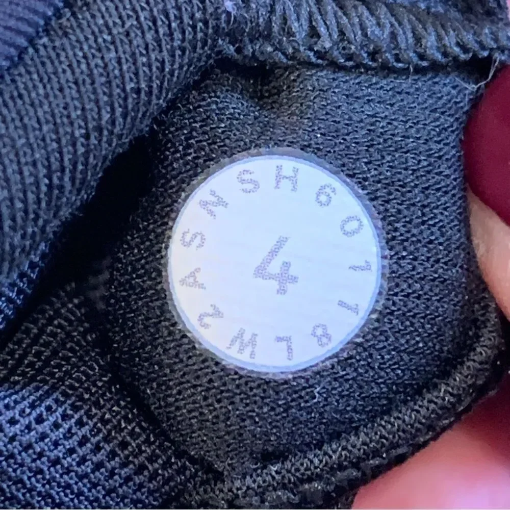 Lululemon Sweat Times Bra CarmineTrue Red Black / Black Size 4
